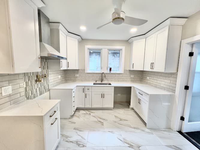 AR REMODELING GROUP LLC