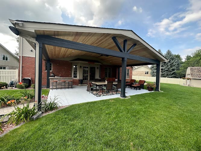 EZ Custom Homes