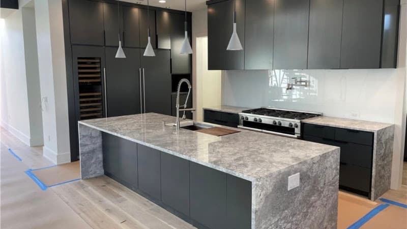 Icon Construction & Remodeling