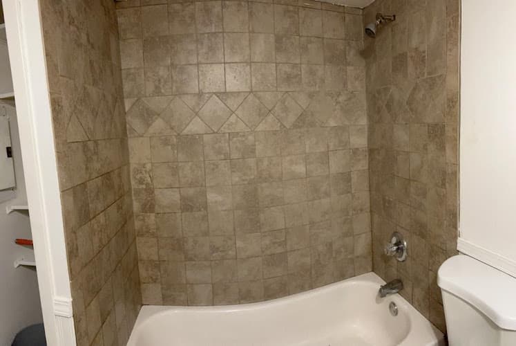 Chicago Bathtub Refinishing I Art of Tub Reglazing