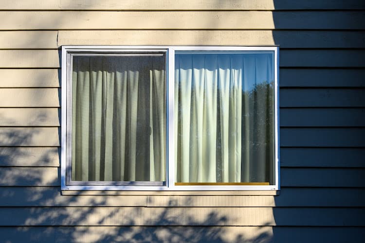 AM Window Replacement