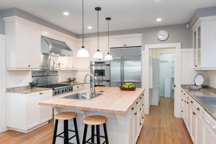 EXRM Kitchen & Bathroom Remodeling