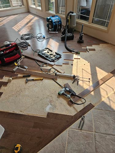 STR Hardwood Flooring Contractor