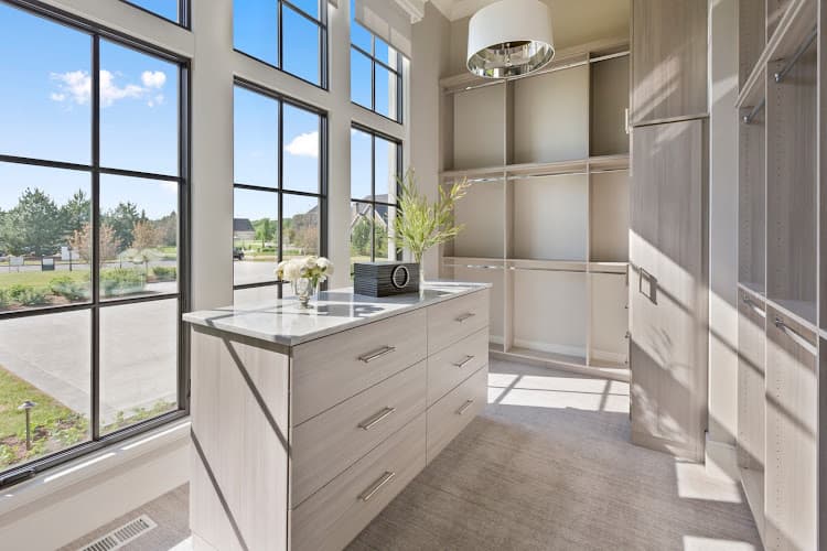 Complete Closet Design - Custom Closets in Naperville