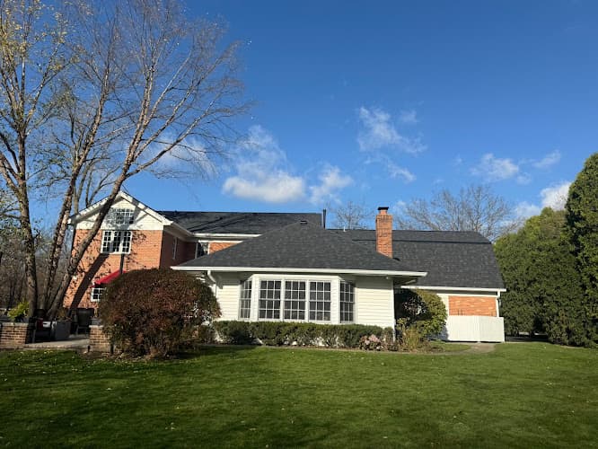 Mighty Dog Roofing of Northwest Chicago — project photo