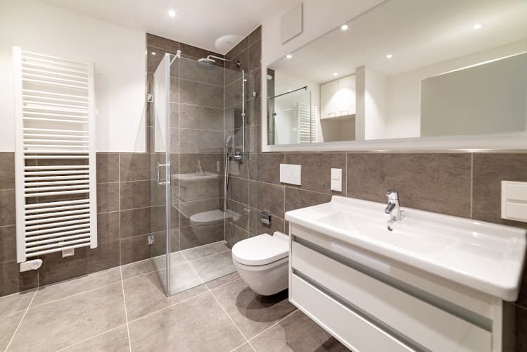 Del Bathroom Remodeling — project photo